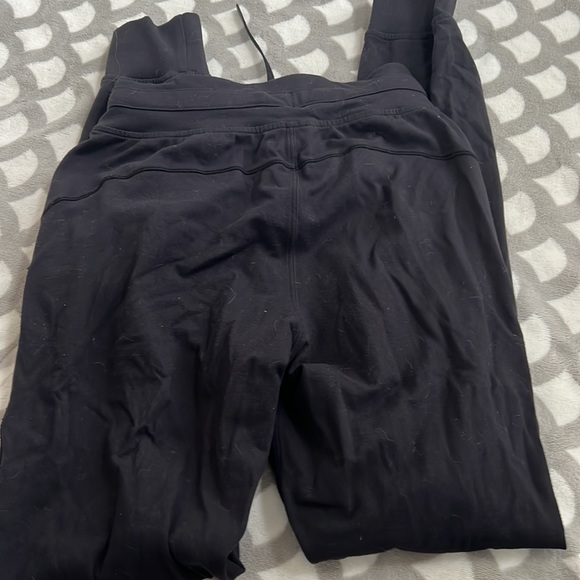 Lulu Lemon Ready to Rulu Jogger - Picture 3 of 3